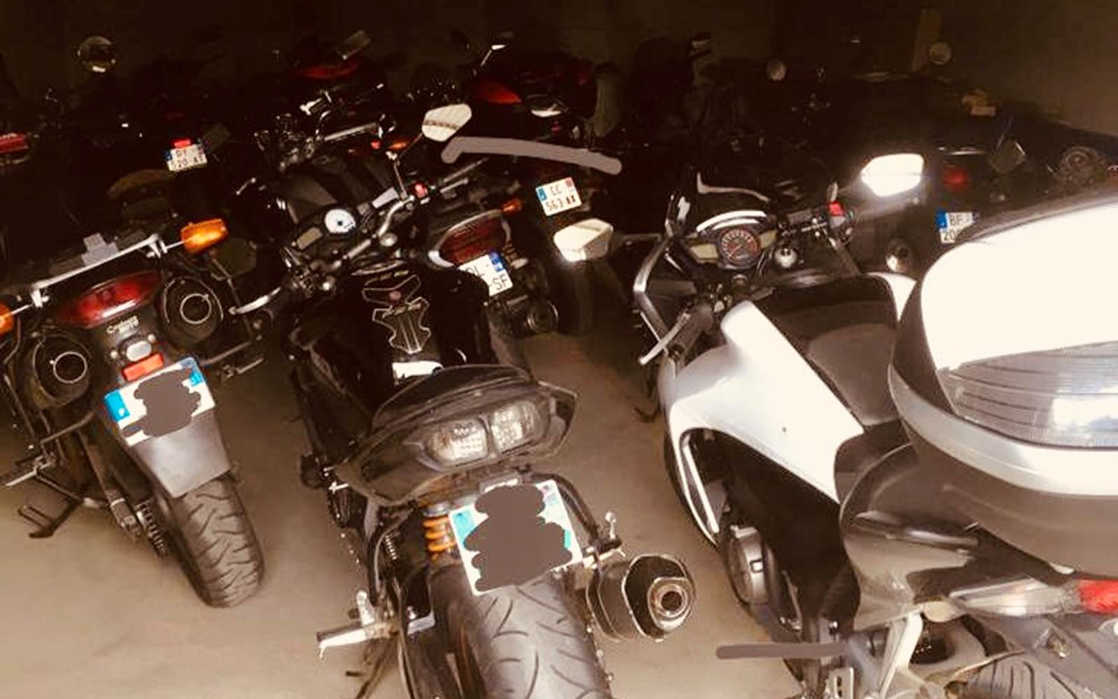 Garage sécurisé pour motos