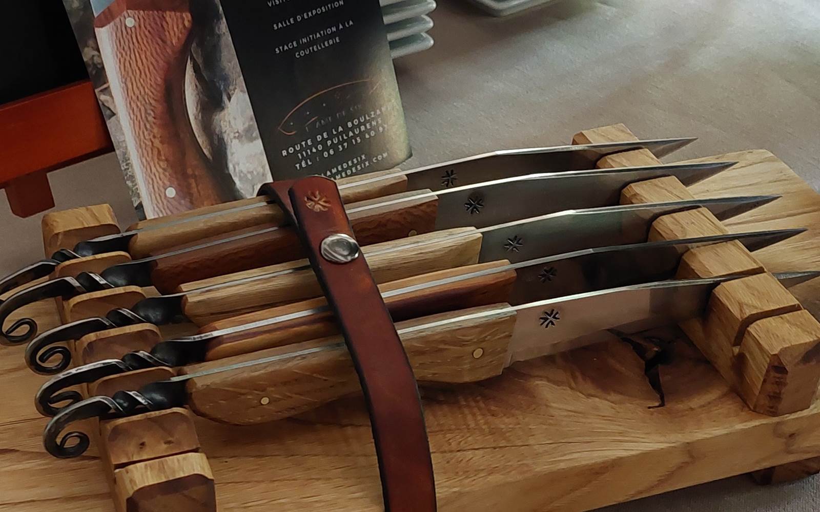 Couteaux pour les côtes de bœuf à l'Hostellerie du Grand Duc