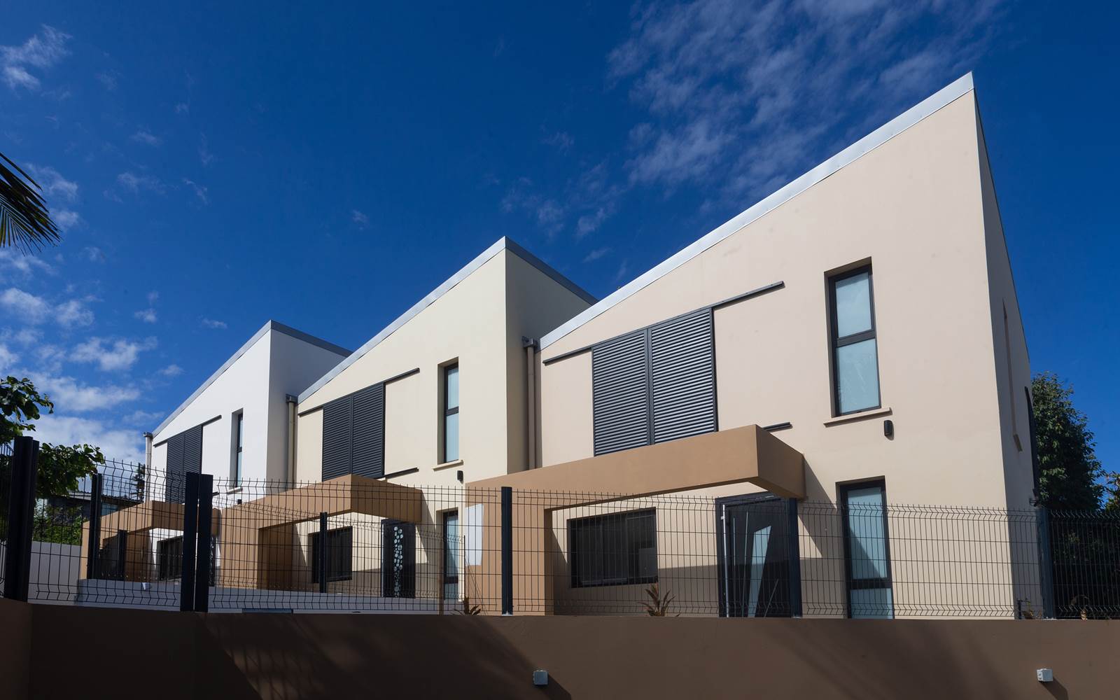 ZarlorTerreSainte_VUe globale des 3 villas