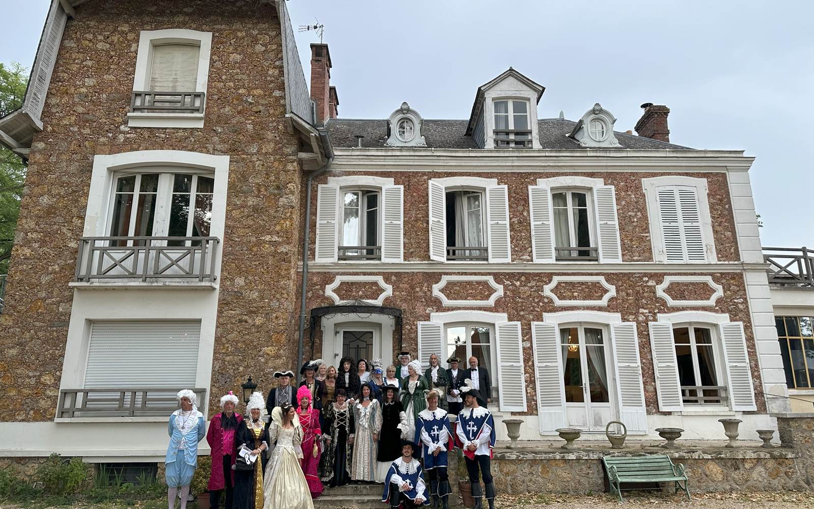 Evènement costumé, la villa rochette