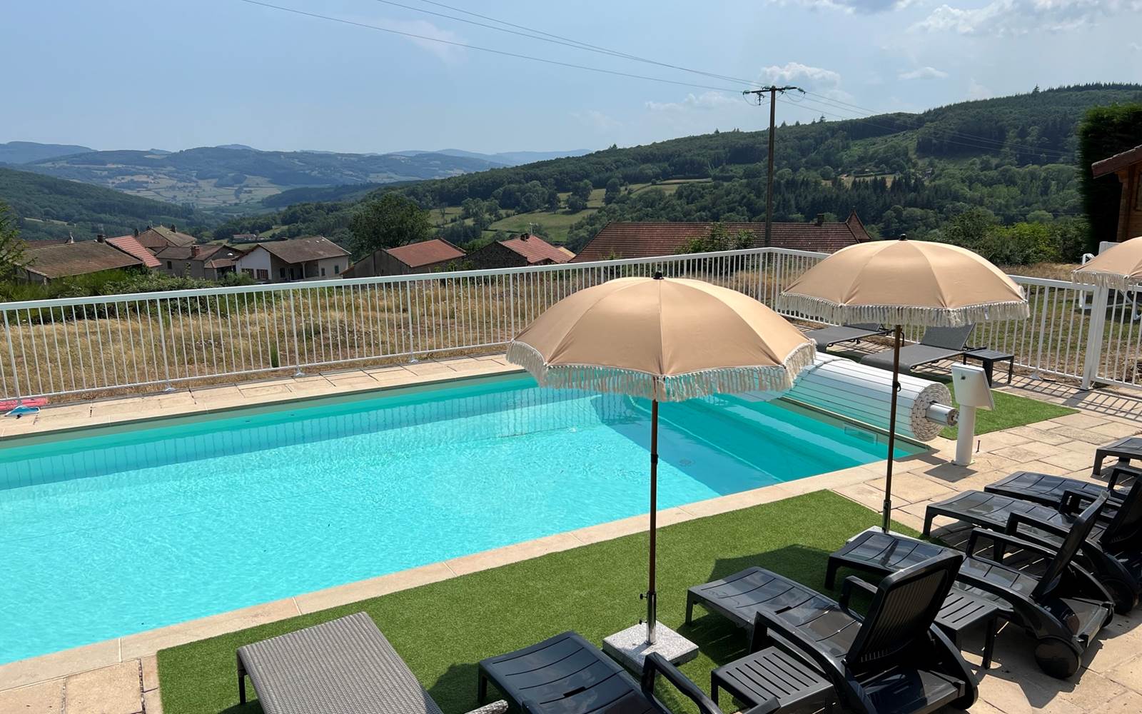 Piscine 11x5 avec vue sur la vallée