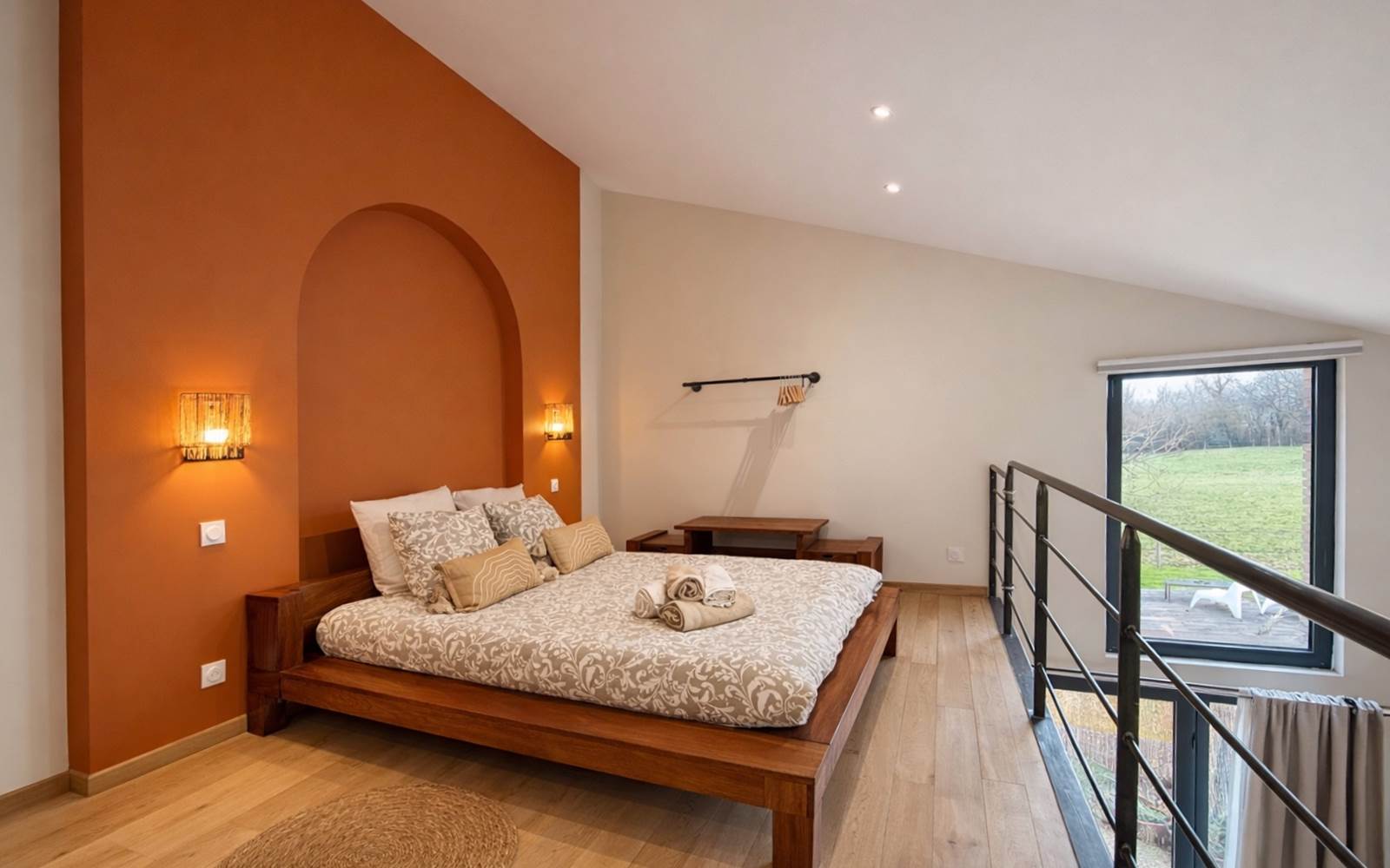 La chambre dans l'alcove en mezzanine