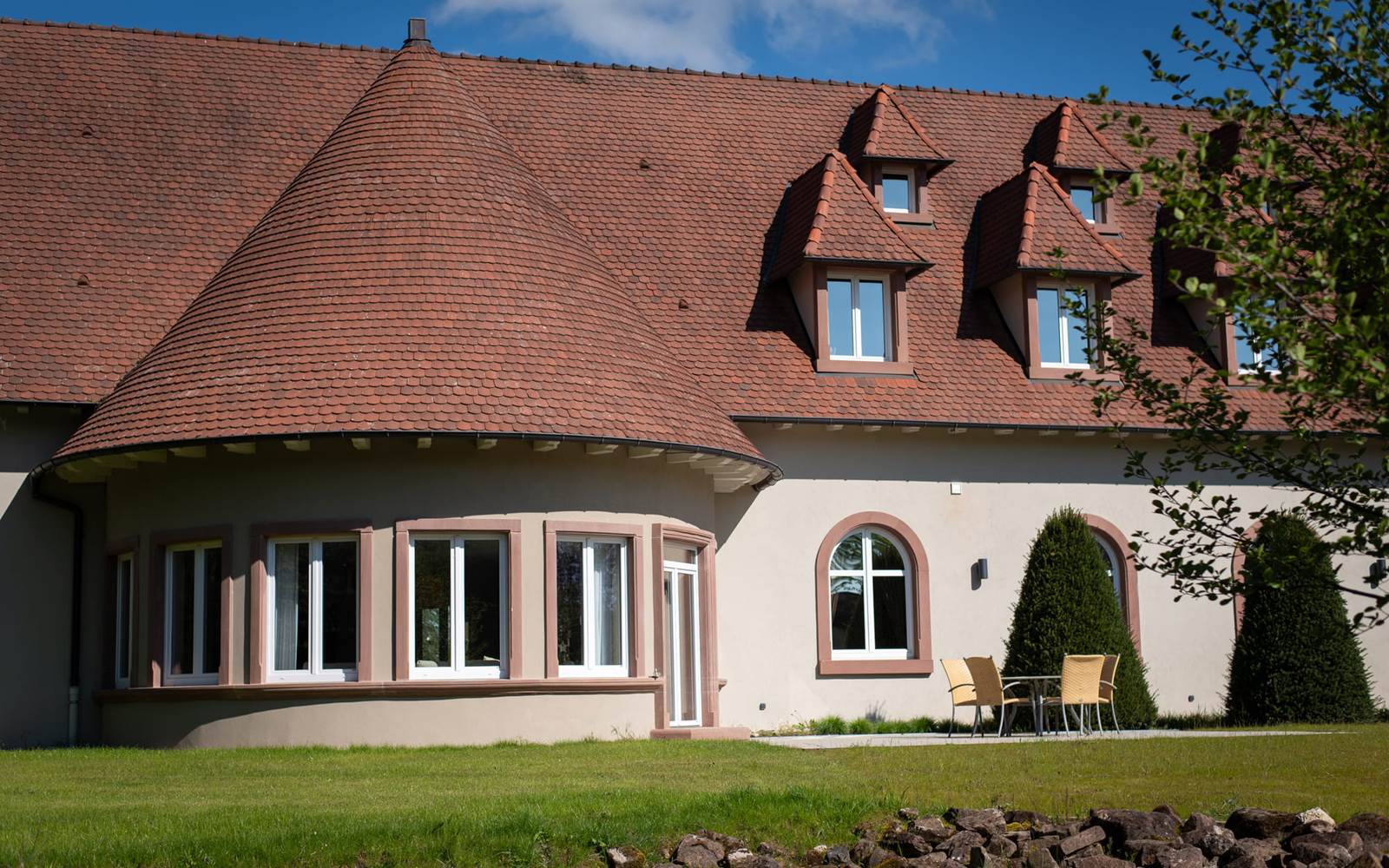 gites-luxe-alsace-nord-karlsmuhle-exterieur-domaine-06