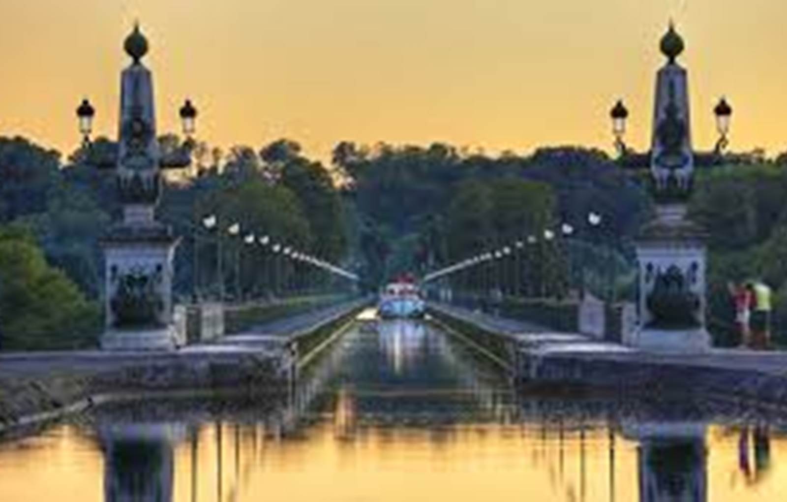 Les Rossignols-Pont canal de Briare-carousel