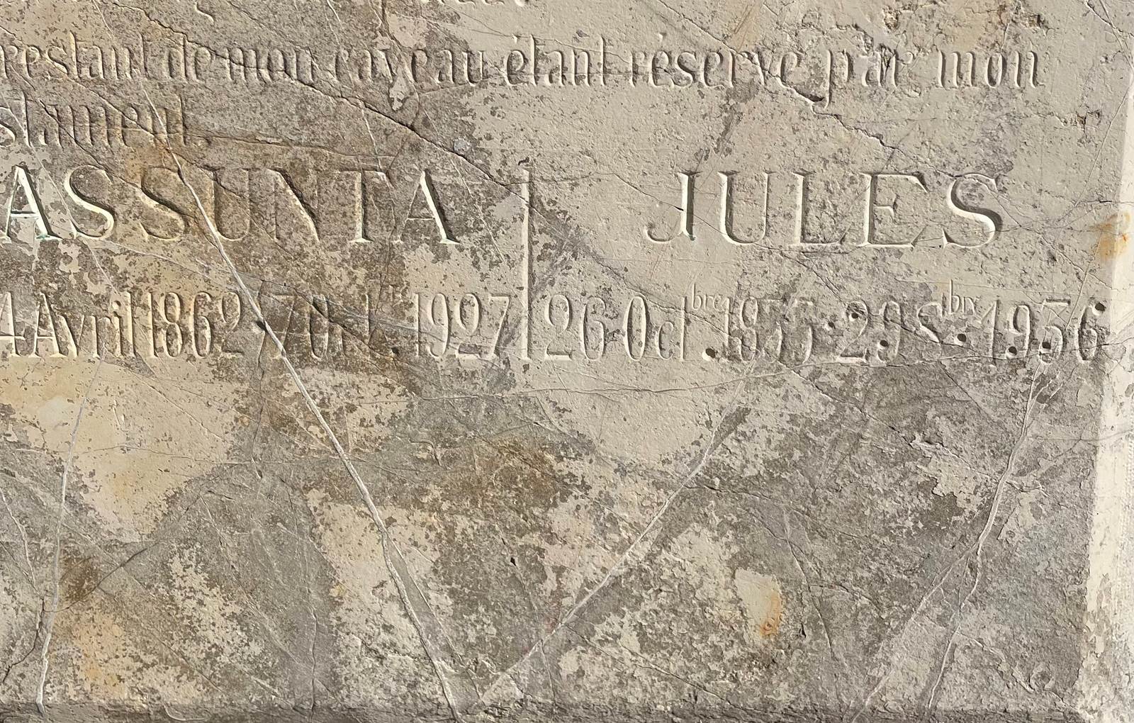 La vie est belle!-carousel