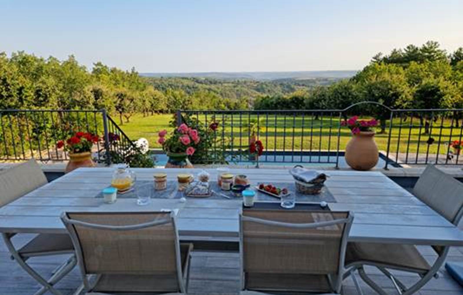 PETITS DEJEUNERS-carousel