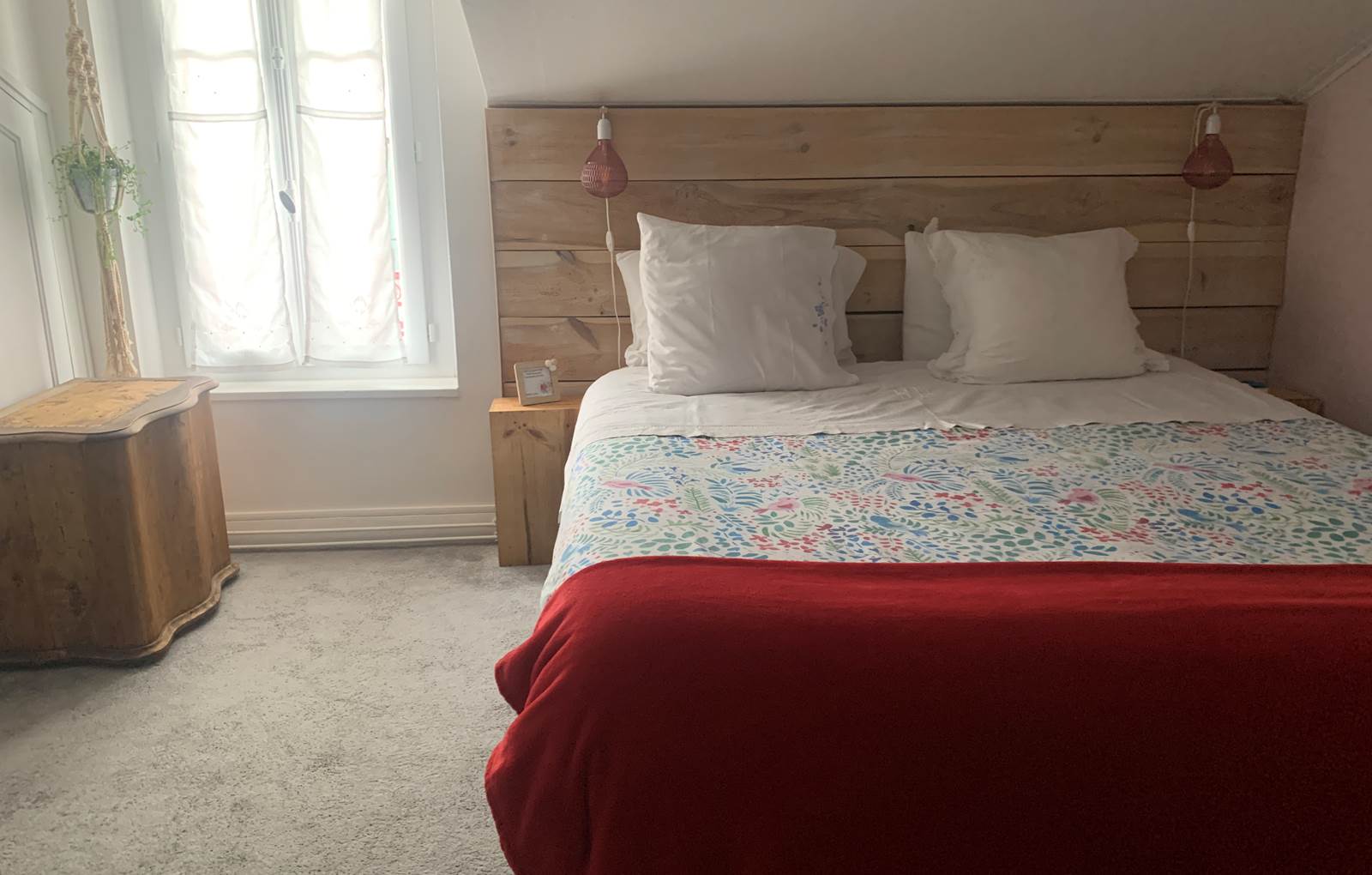 CHAMBRE LÉONIE-carousel