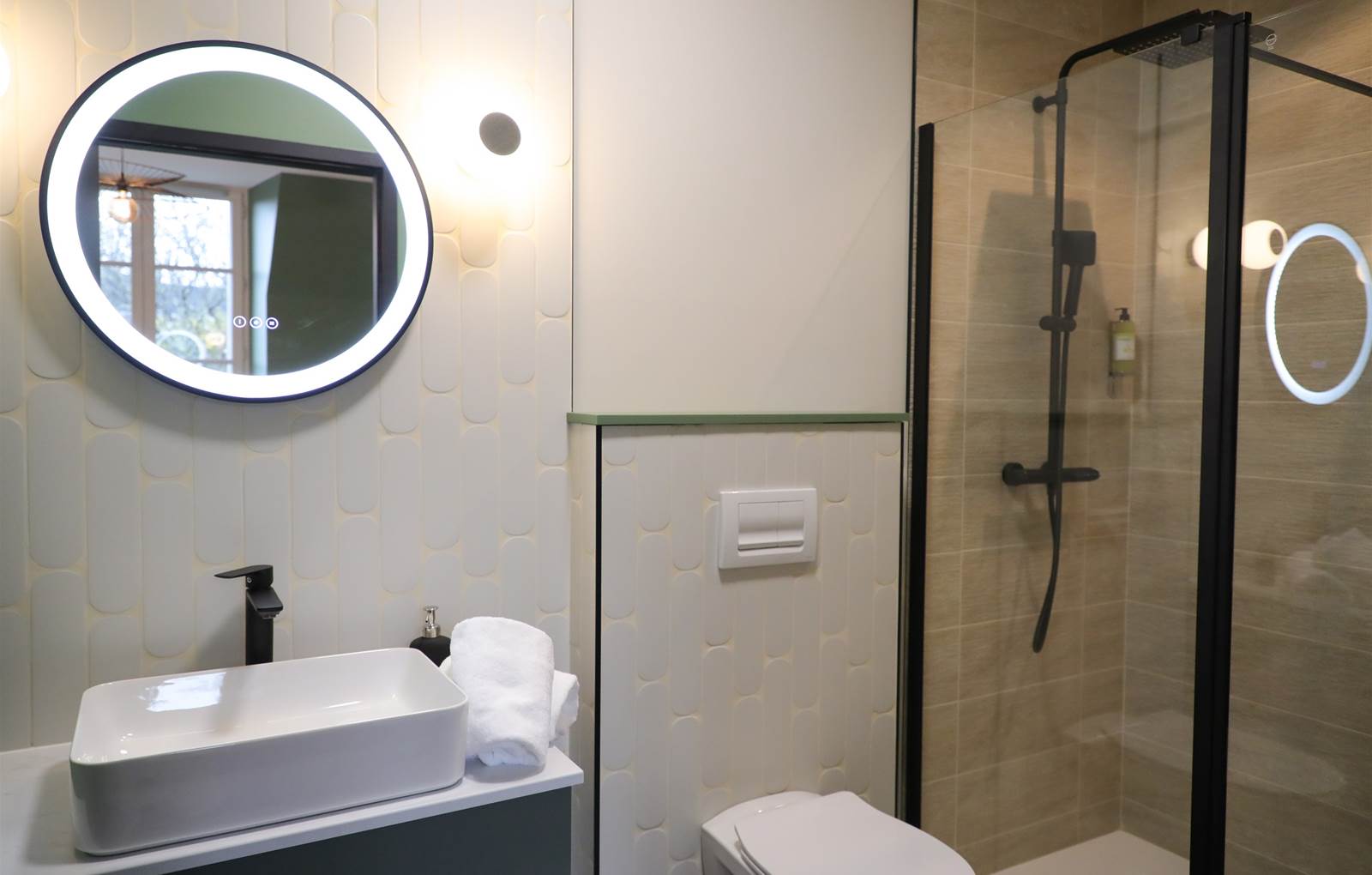 APPART HOTEL  (367)-carousel