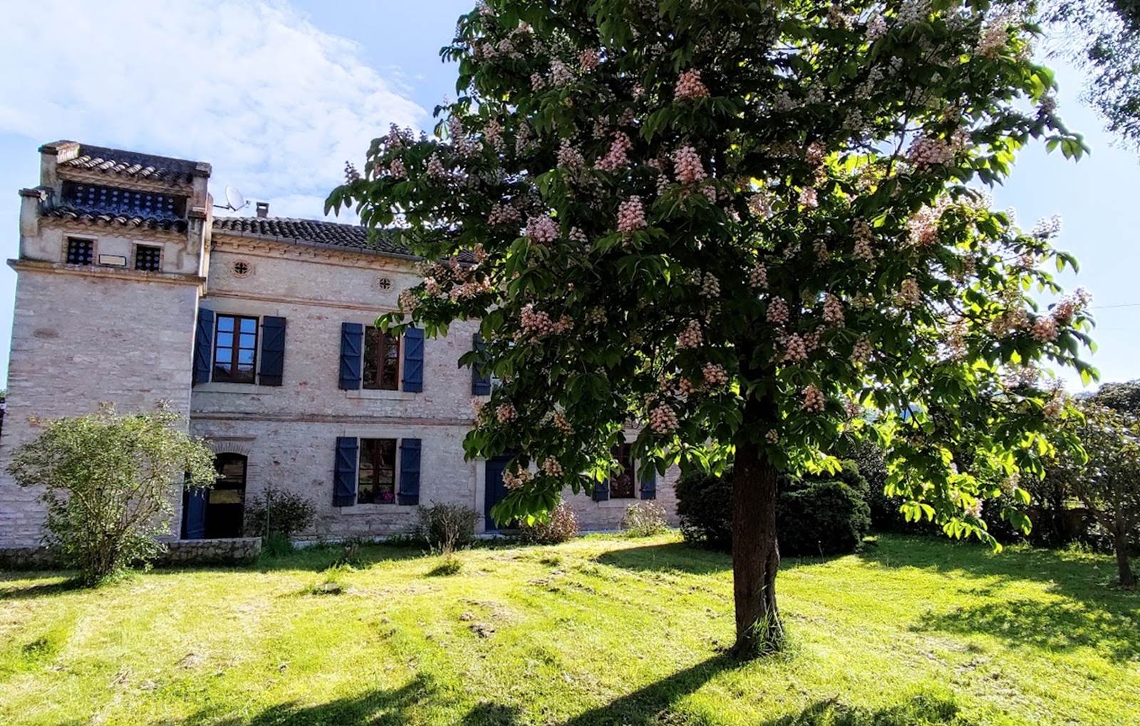 Domaine les Garrigues-carousel