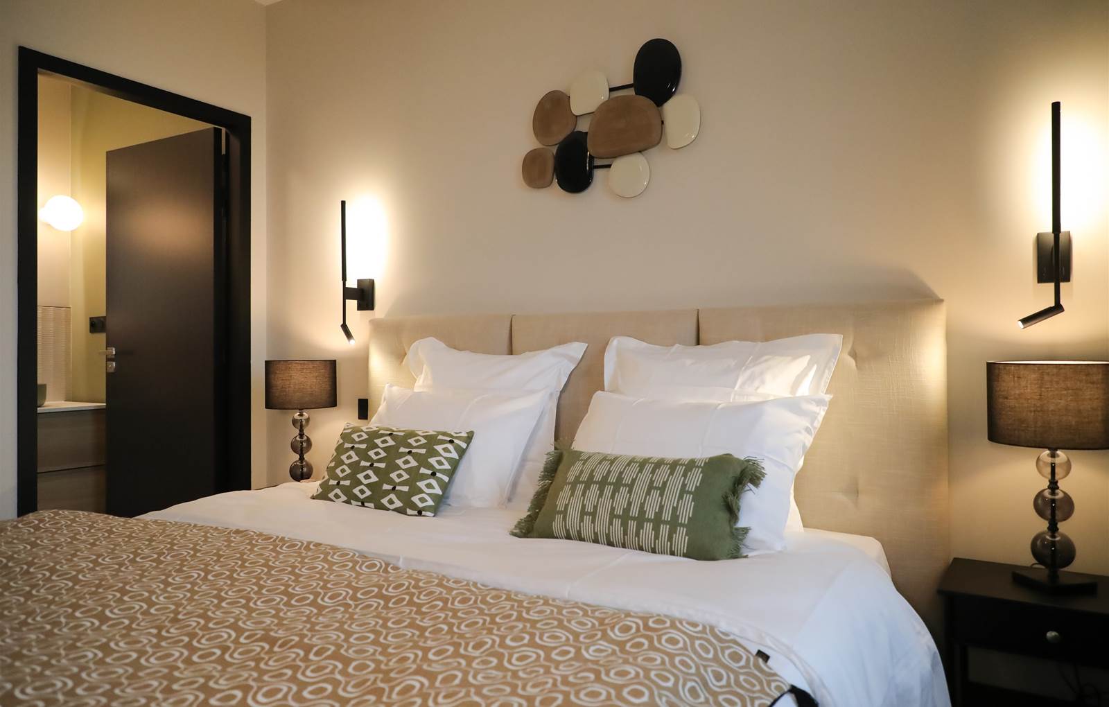 APPART HOTEL  (278)-carousel