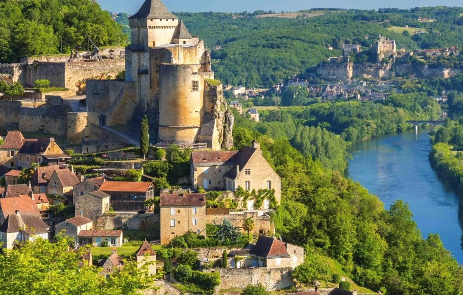 Dordogne circuit des 5 châteaux-carousel