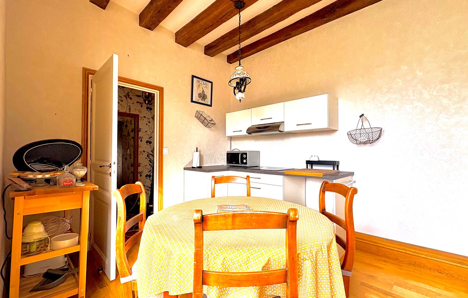 gite-deux-couronnes-chinon-cuisine 1-carousel