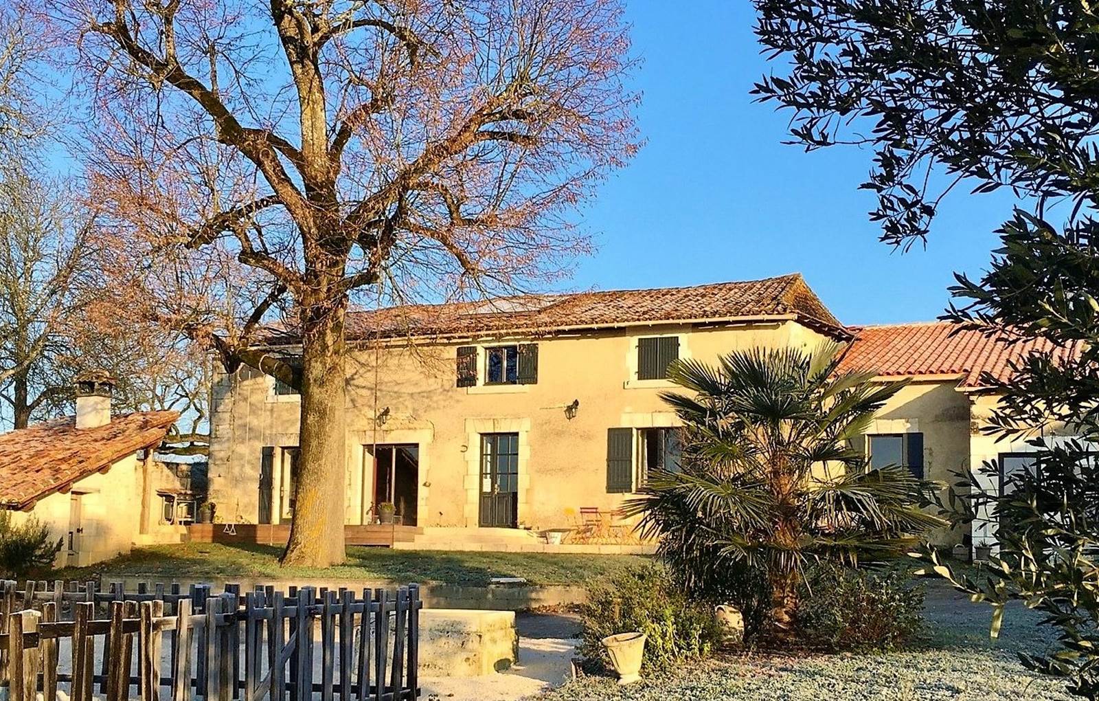 facade hiver c2-carousel