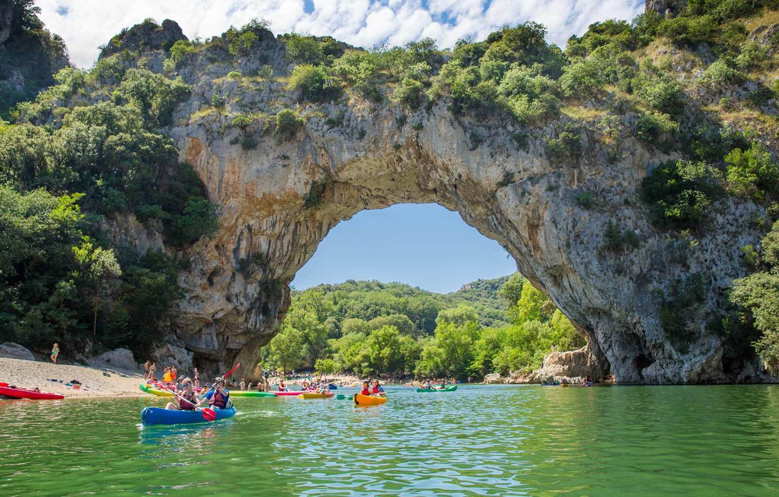 web_Canoe¨_Gorges_Arde`che©Marina Geray (6) (1)-carousel