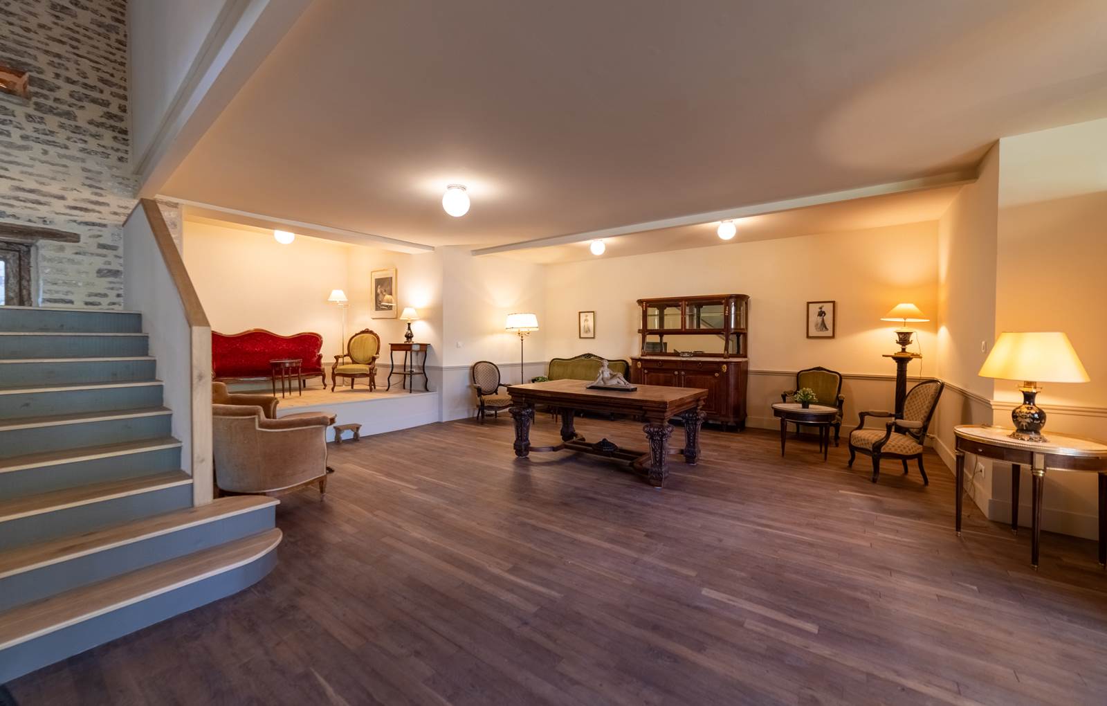 HF salle de bal photo elliott mai 2025-carousel