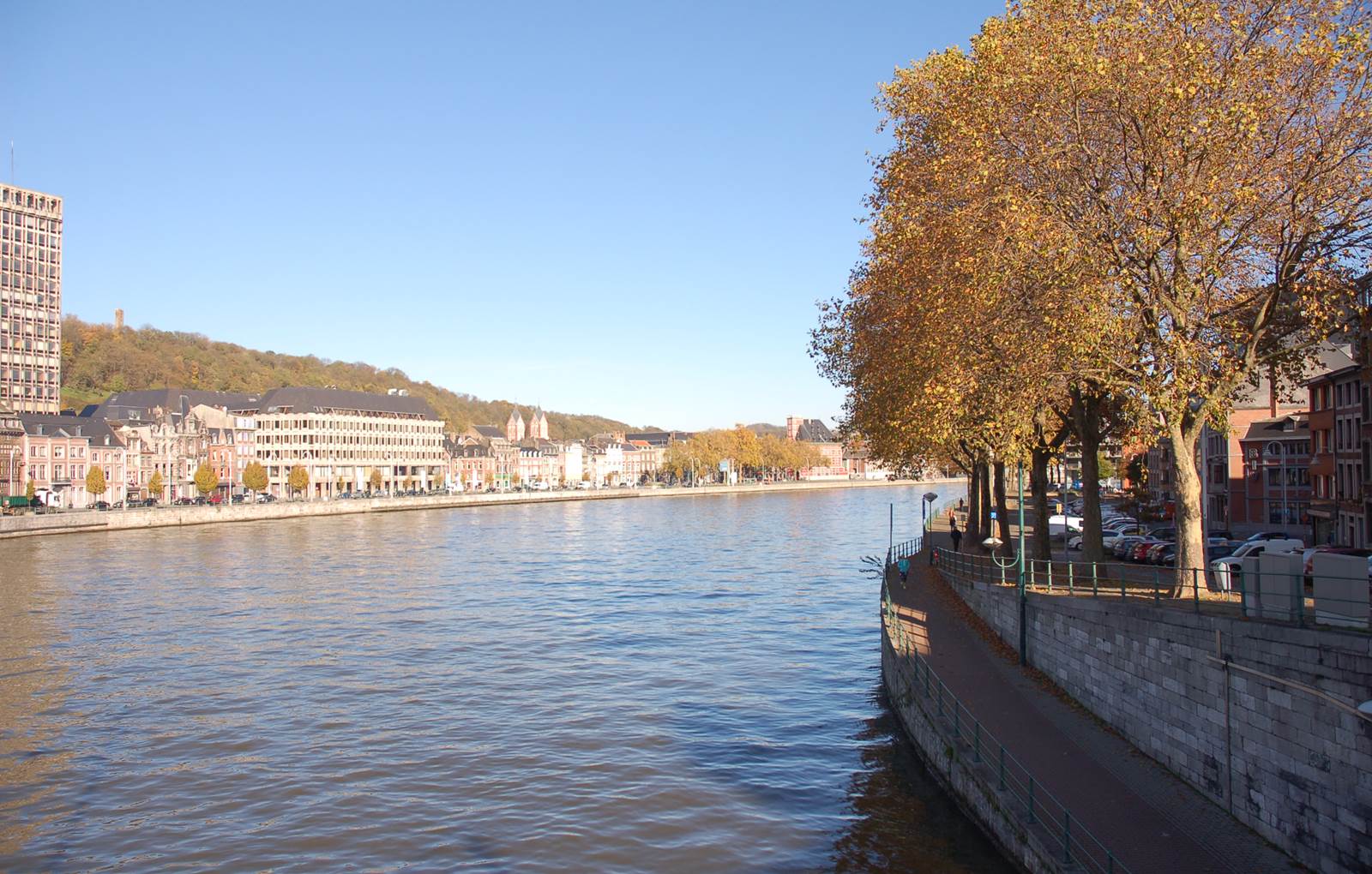 Le long du Ravel-carousel