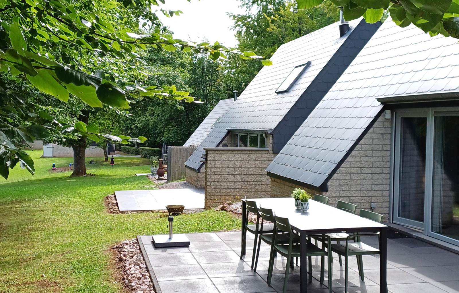 20250723_171555-carousel