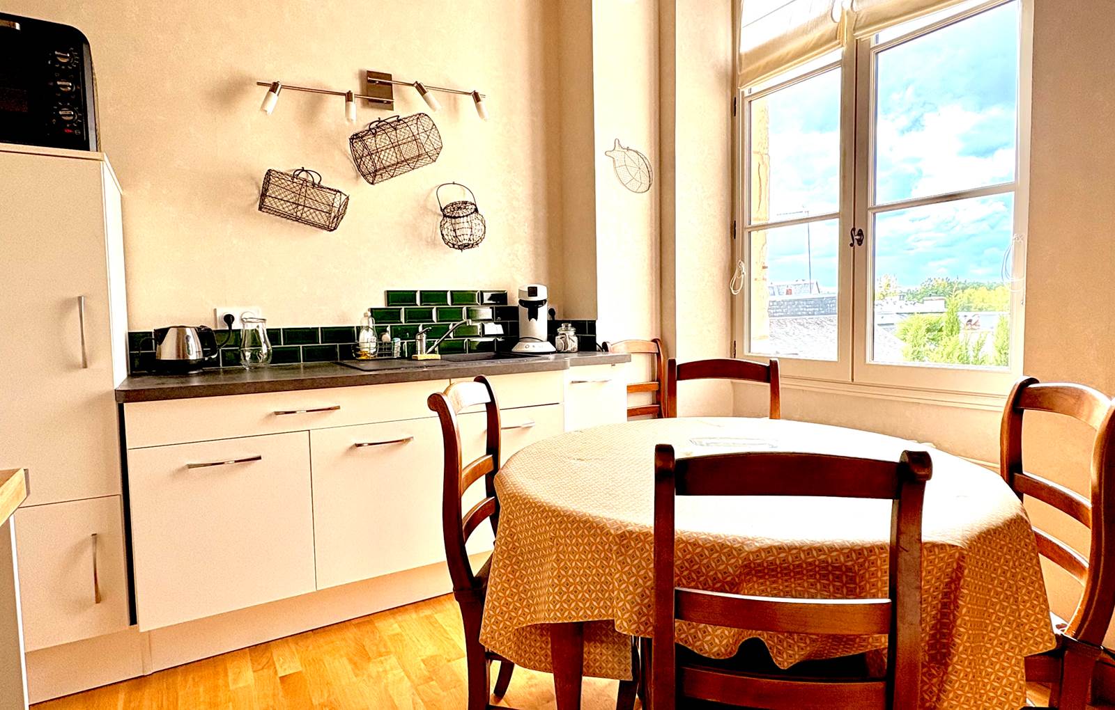 gite-deux-couronnes-chinon-cuisine 4-carousel