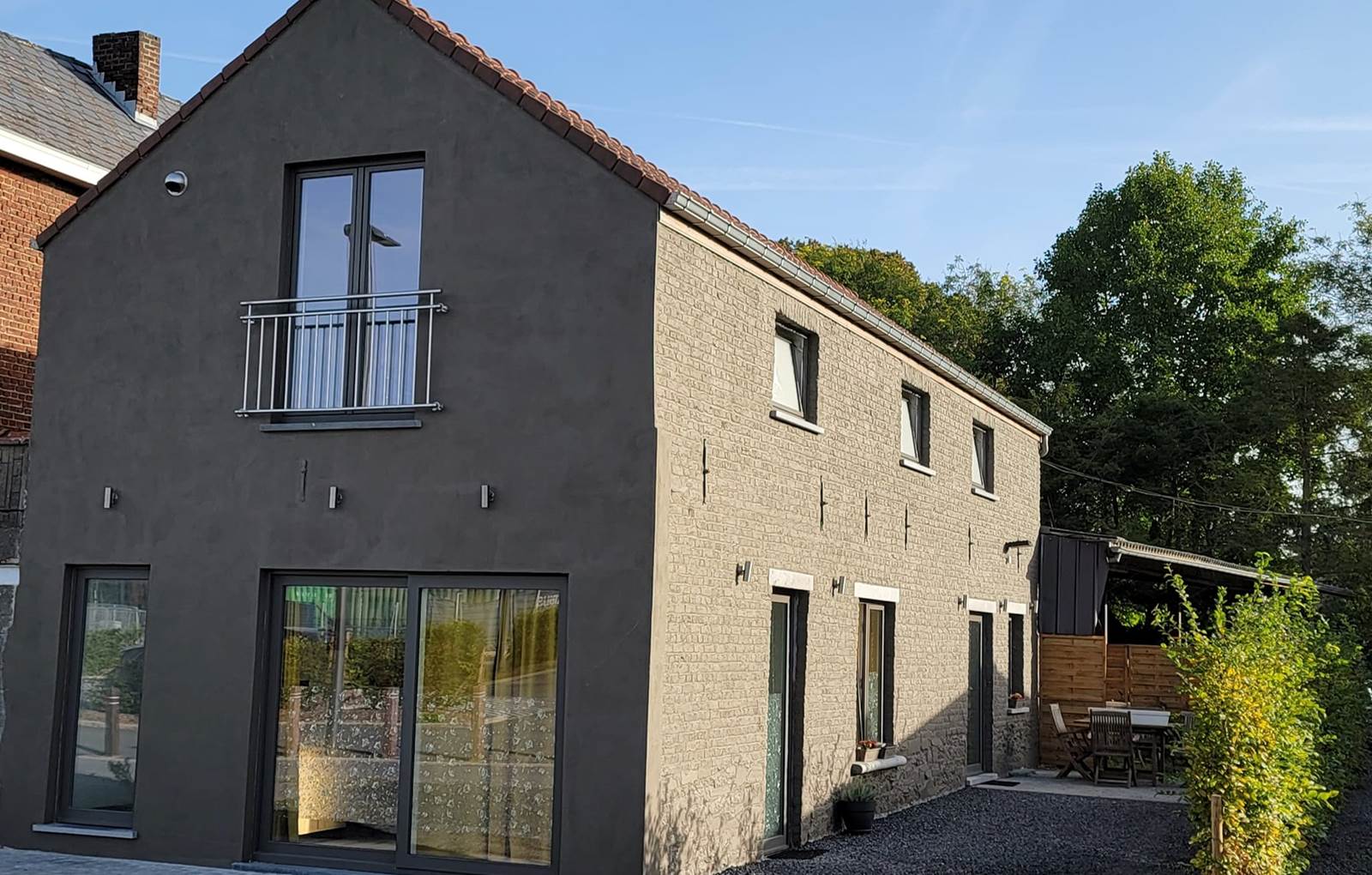 424842387_122094092702210439_1721529831808235448_n-carousel