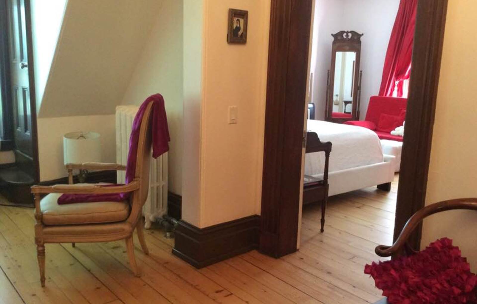 Accès aux chambres et son coin café-carousel