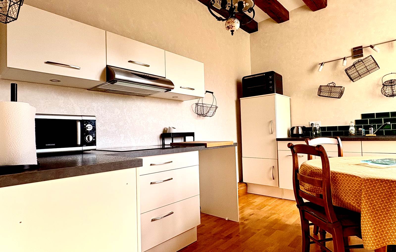 gite-deux-couronnes-chinon-cuisine 5-carousel