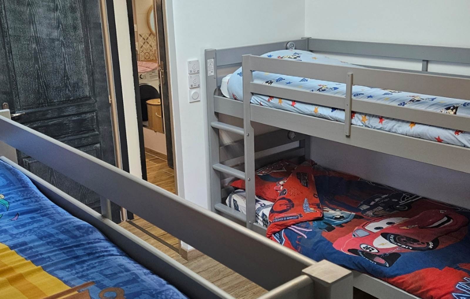 20250527_190225-carousel