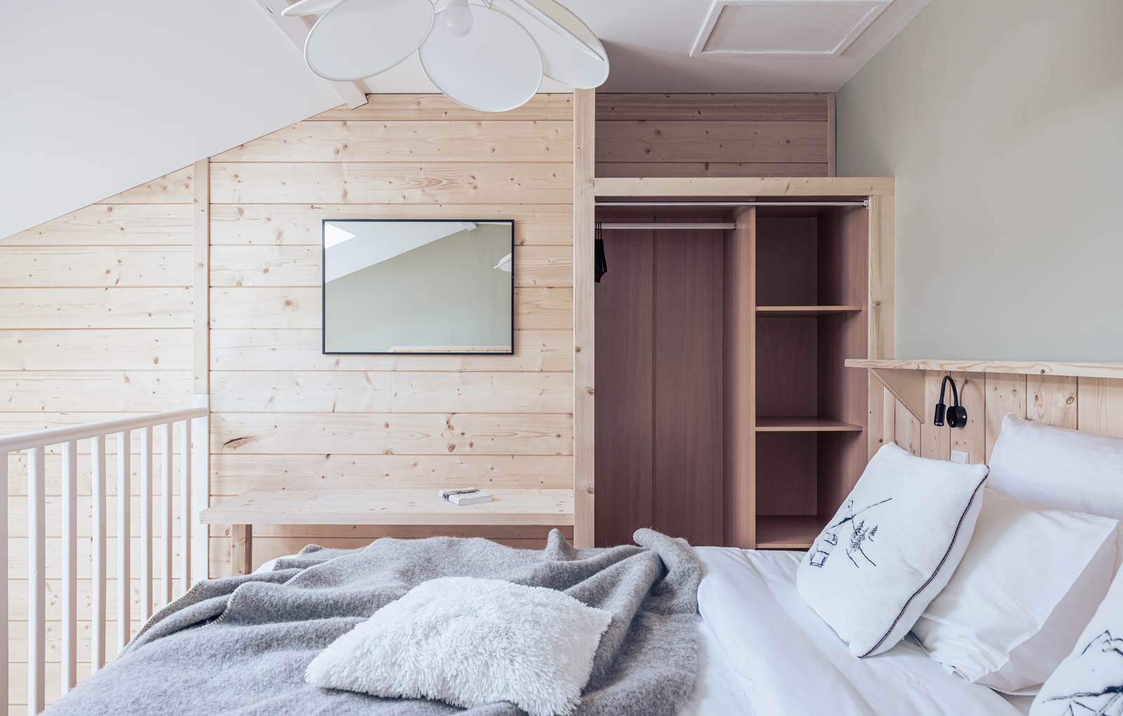 Clos du 5 - 2024.05 - Chambres-52-carousel