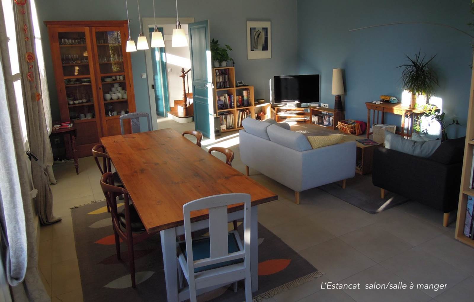 Salle à manger commun-carousel