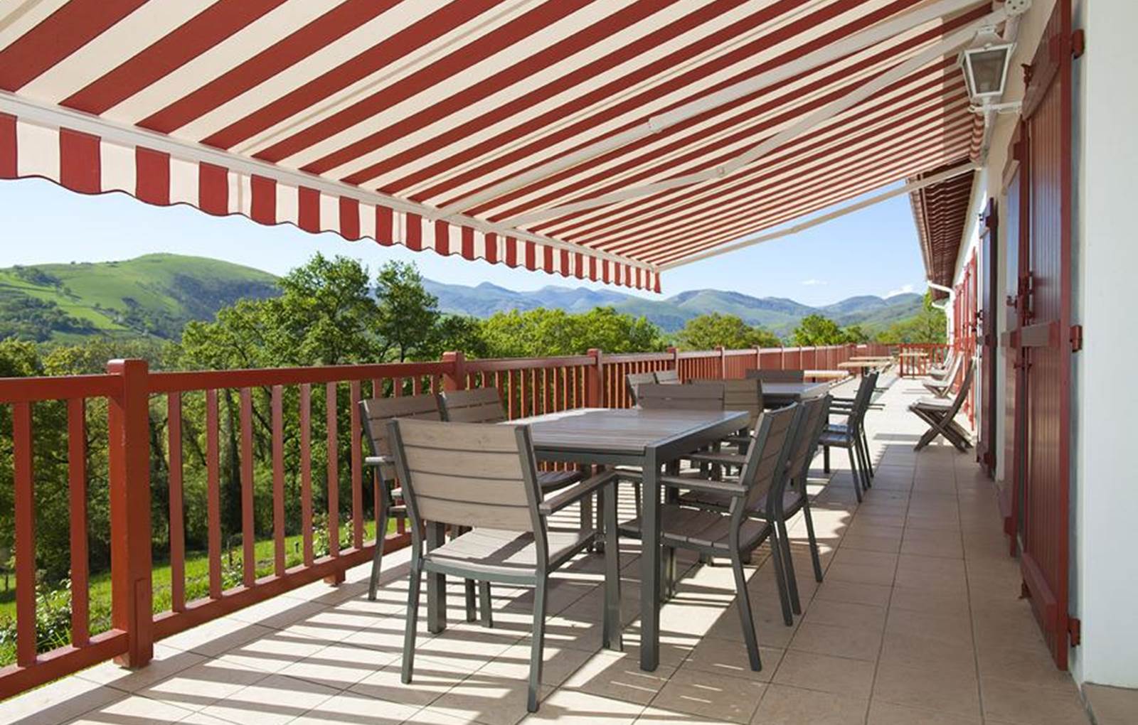 Gite Izarrak_Compostelle_pays basque_terrasse-carousel