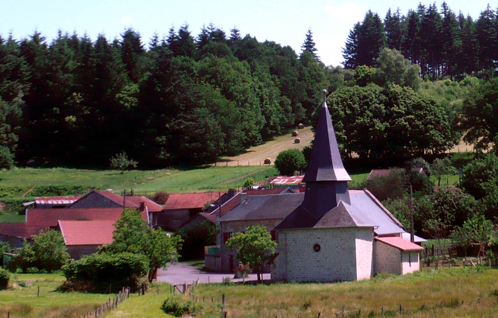 Eglise d'Augne, notre village 87120-carousel