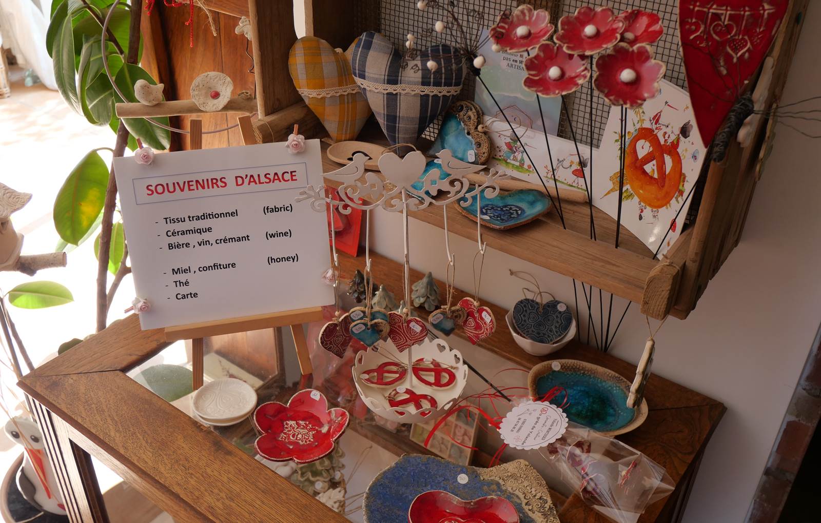 Cadeaux souvenirs : locaux, artisanaux, vins d'Alsace-carousel