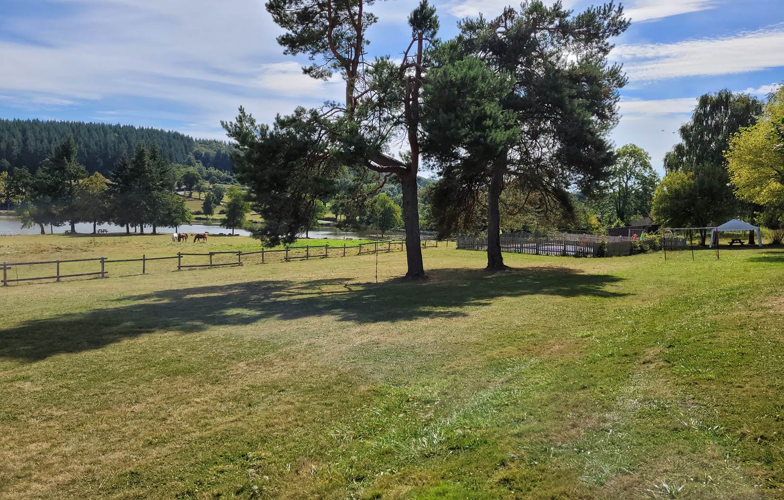 Village de Gites-carousel