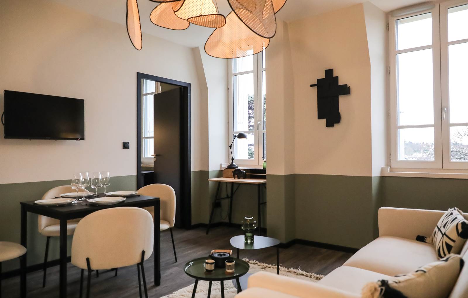 APPART HOTEL  (241)-carousel