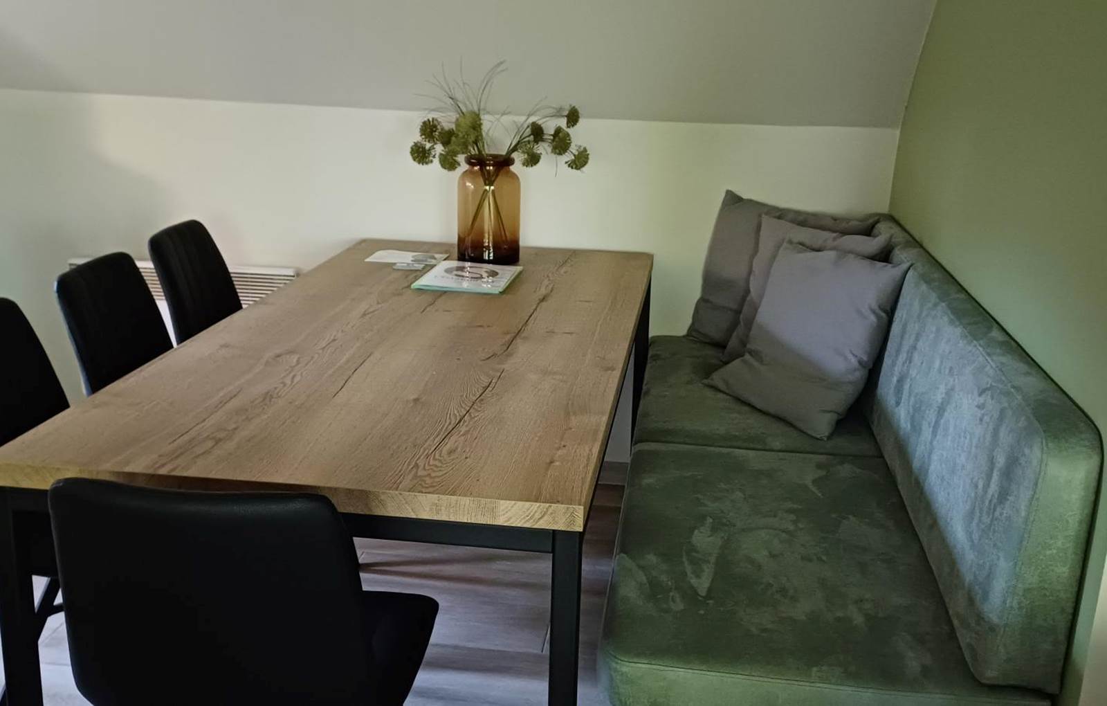 20240625_190826-carousel