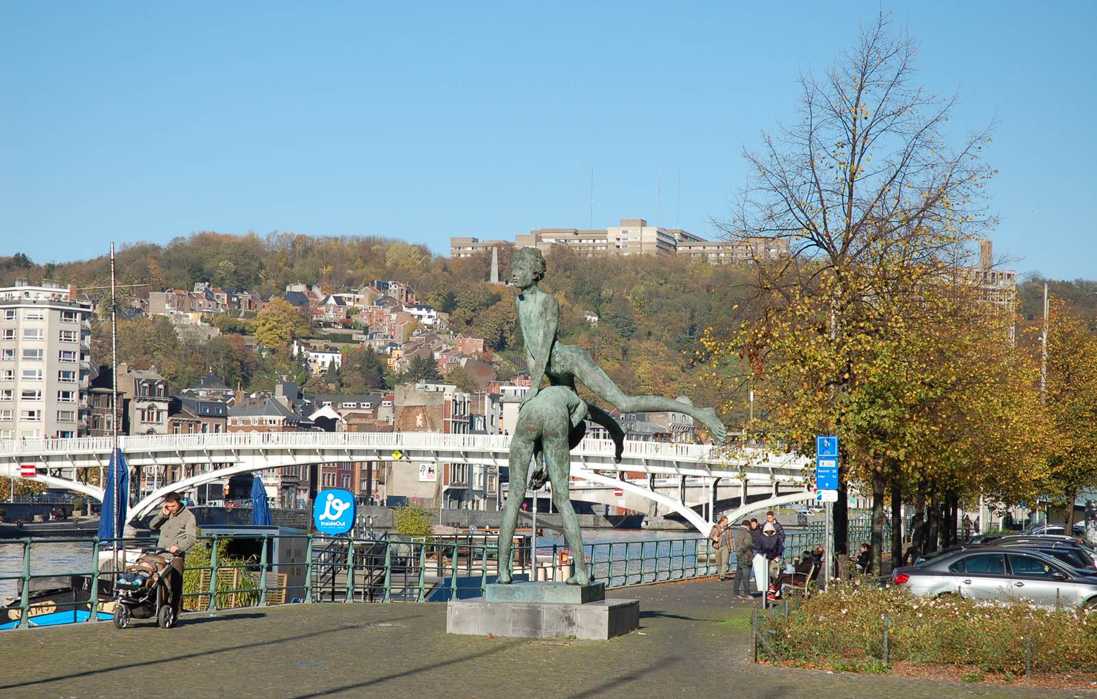 L'envol de la Wallonie, Rene´ Juien-carousel