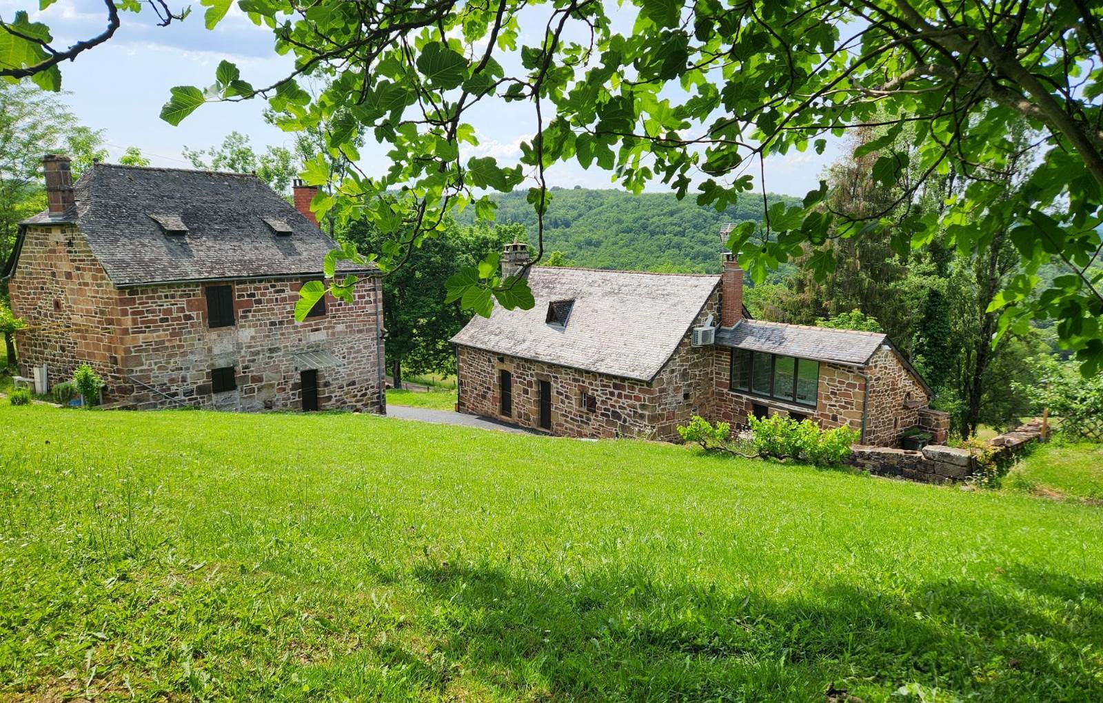 La Maison du Sabotier - Gite Corrèze-carousel