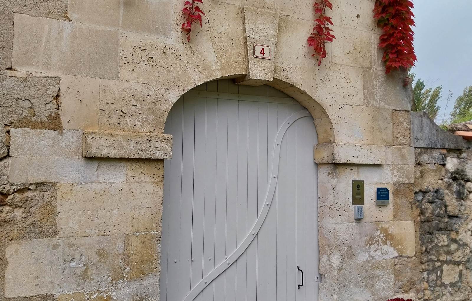 Entrée sur le côté route-carousel