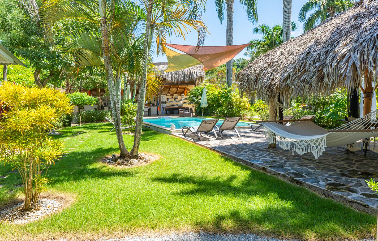 DSCF2238 80pp-carousel