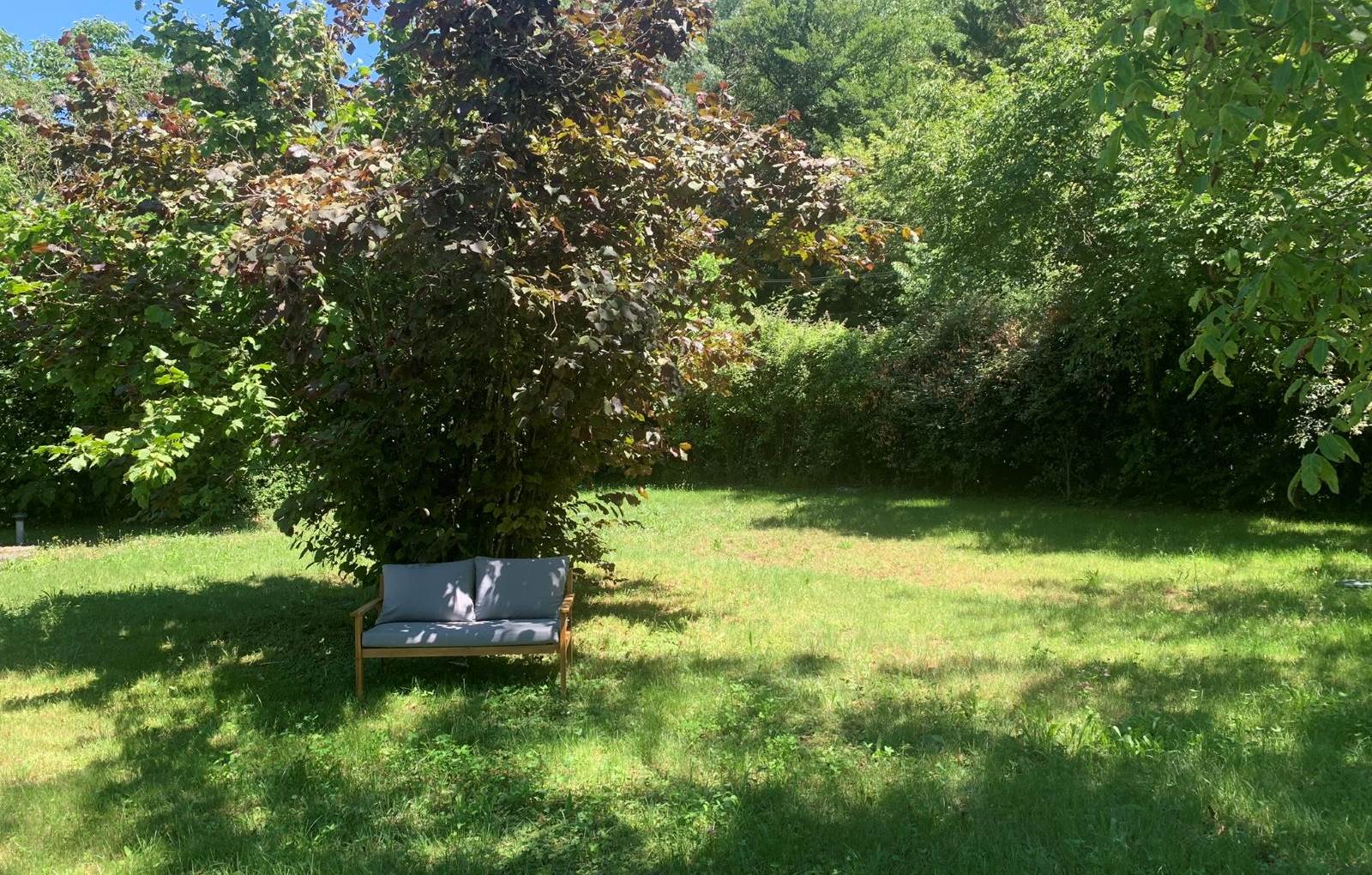 L'AUBERGE DU RANC : le jardin-carousel
