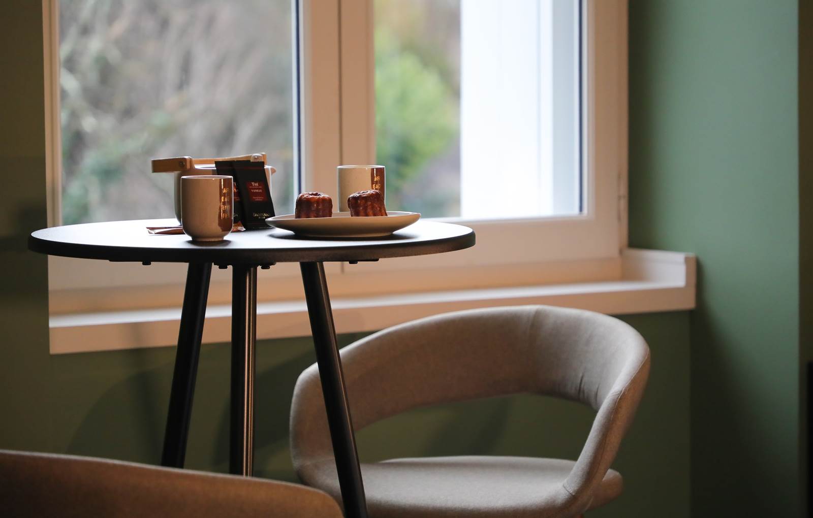 APPART HOTEL  (378)-carousel