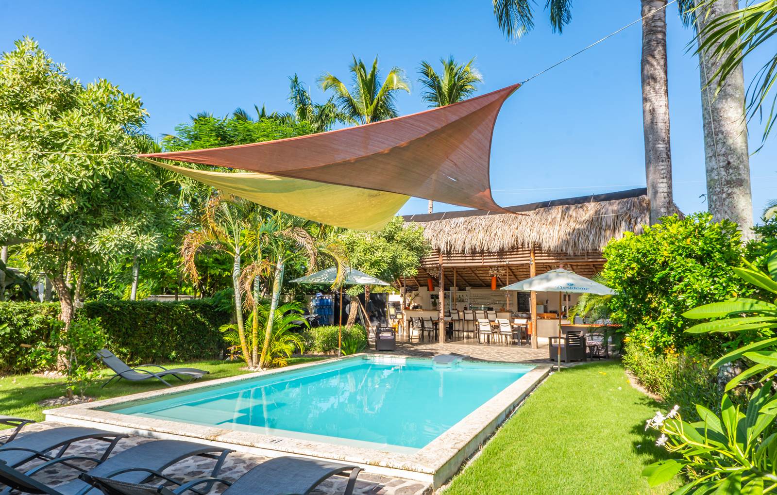 DSCF2201 100pp-carousel