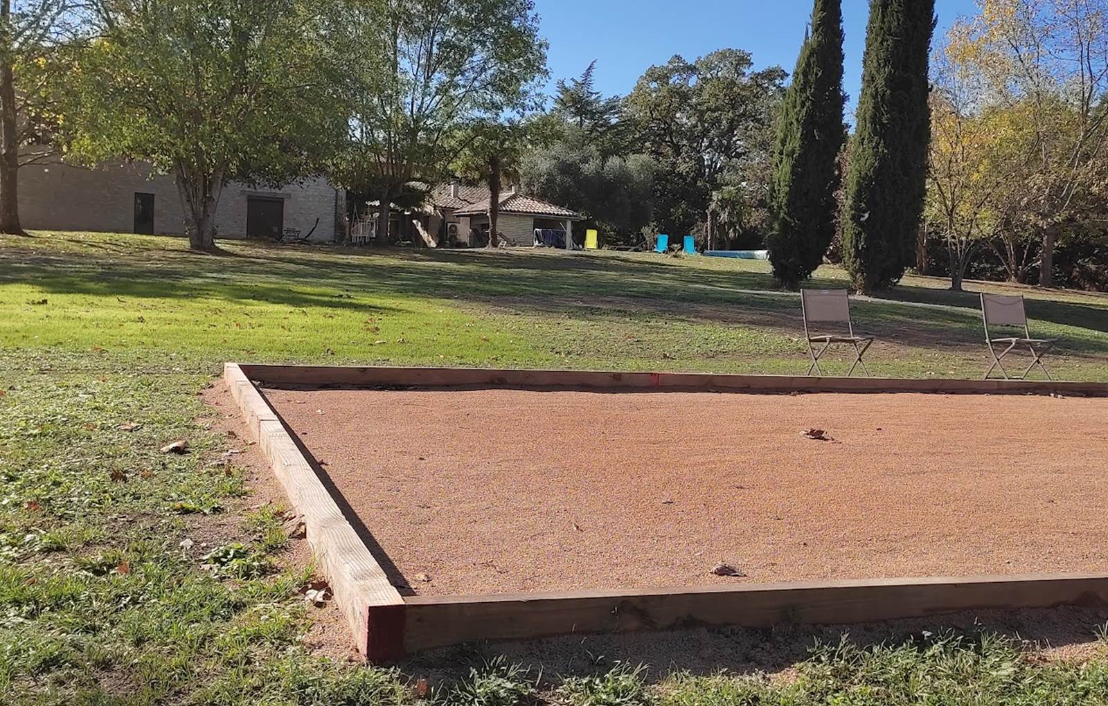 Domaine les Garrigues Terrain de boules-carousel