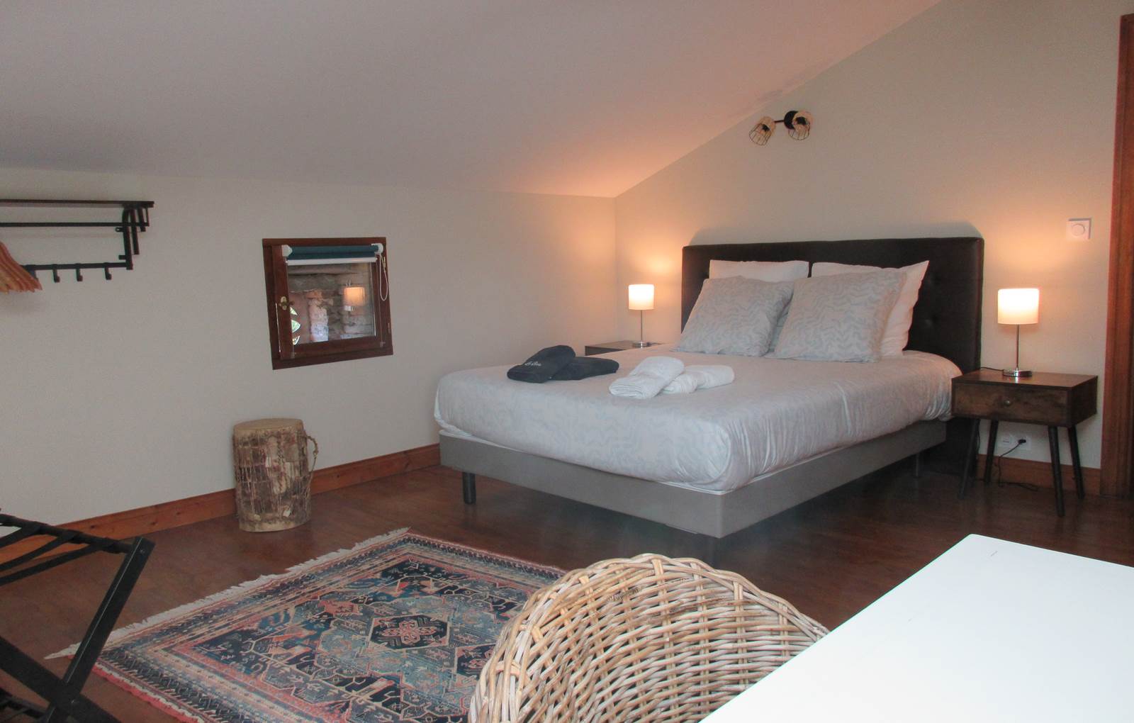 Domaine les Garrigues Chambre Bertel-carousel