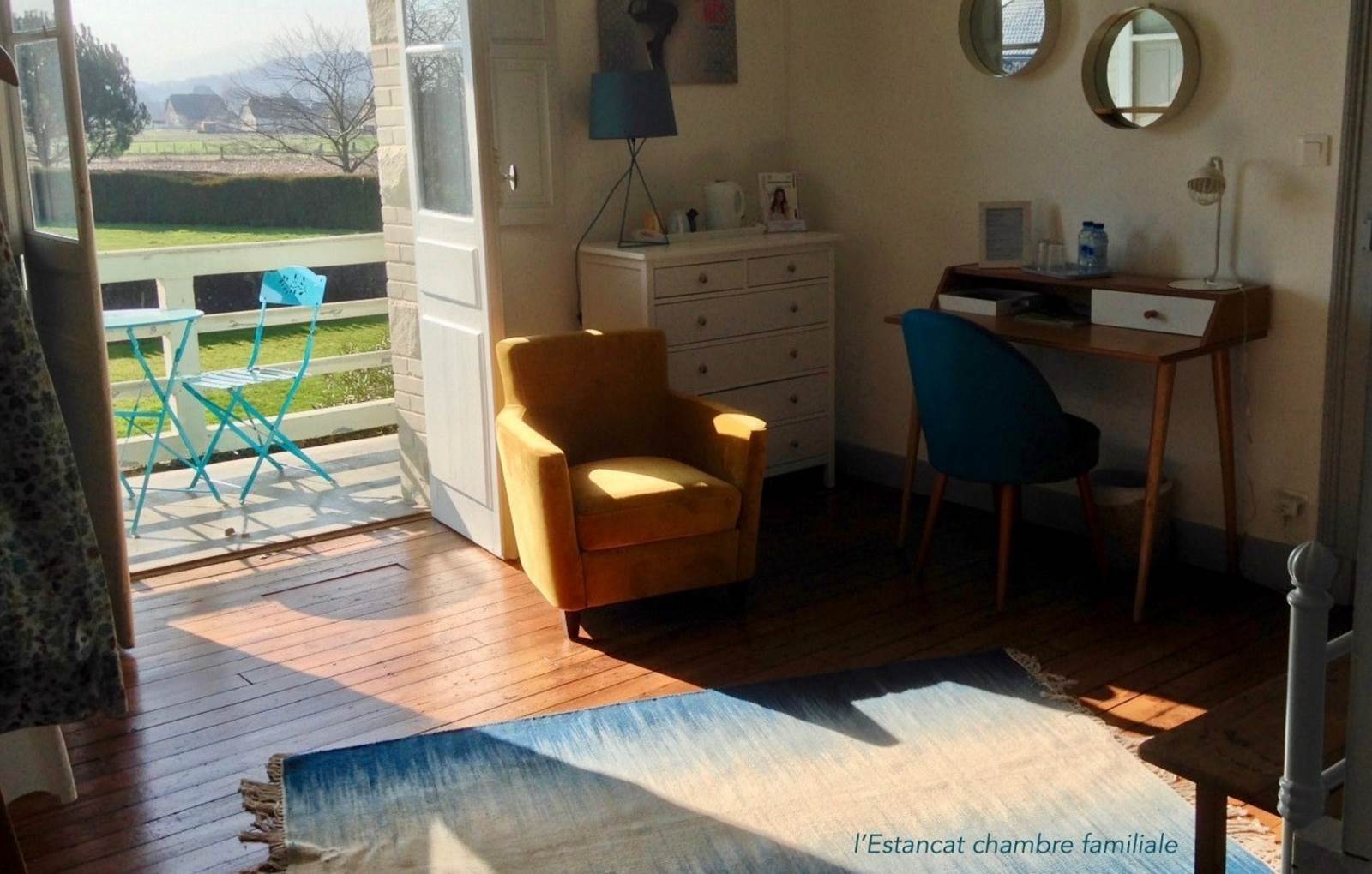 Chambre familiale accès balcon-carousel