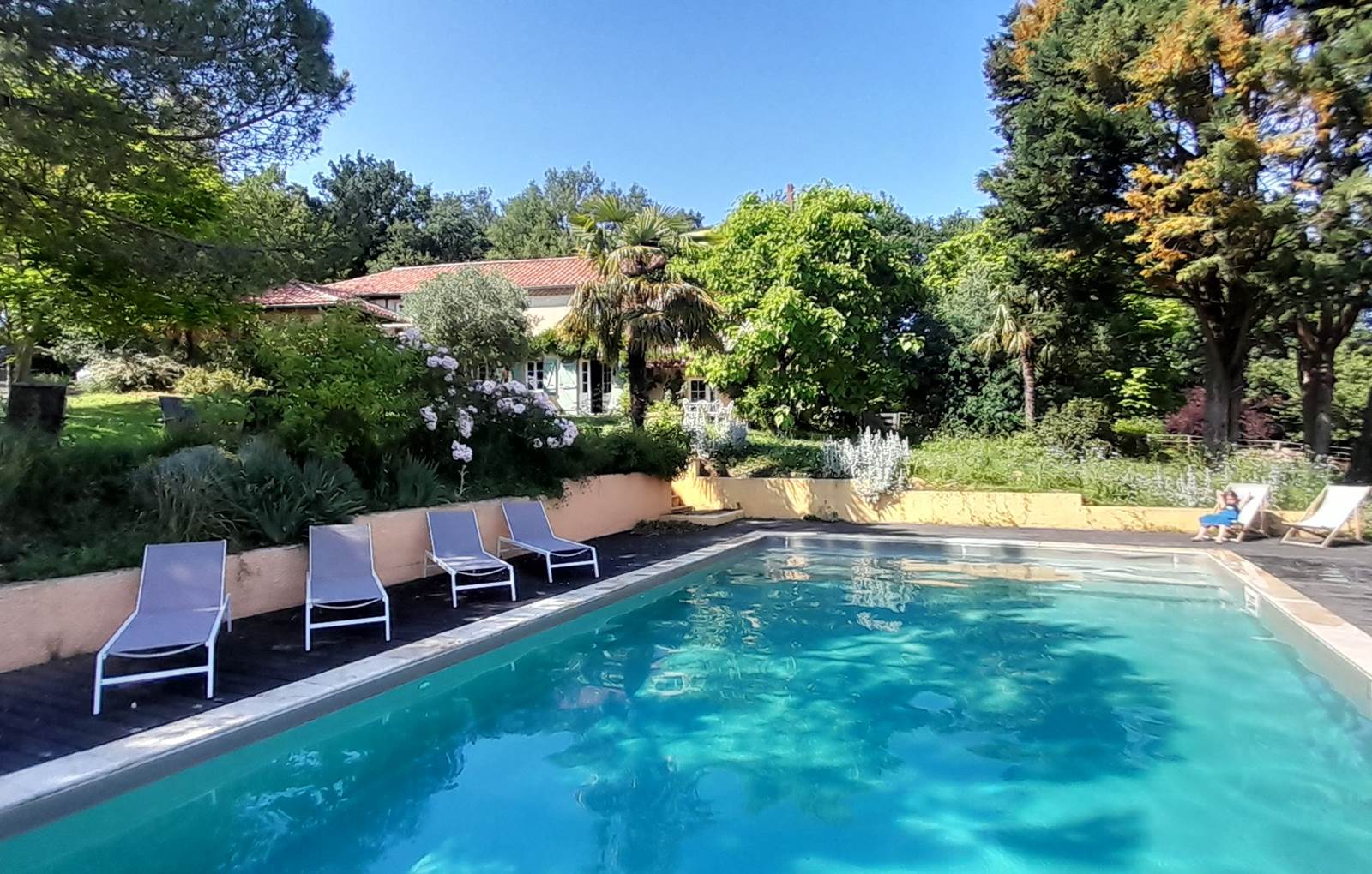 Domaine_de_Calabel©_Pouylebon_vacances_piscine_gers-carousel