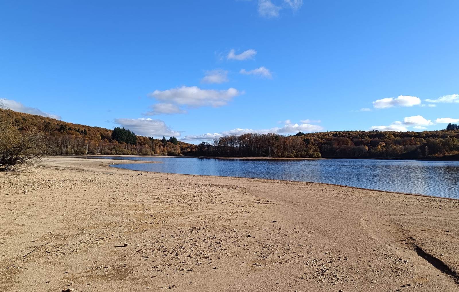 lac vassiviere automne-carousel