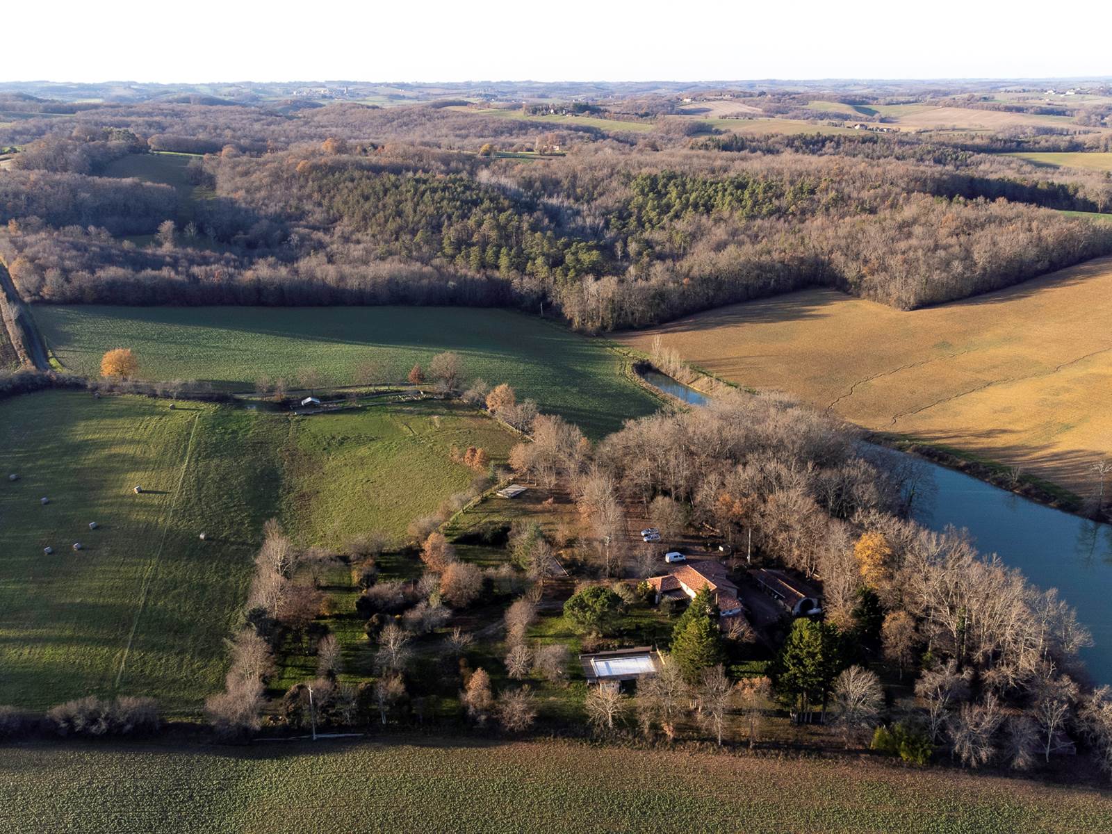 Domaine_de_Calabel©_Pouylebon_vacances_piscine_gers-carousel