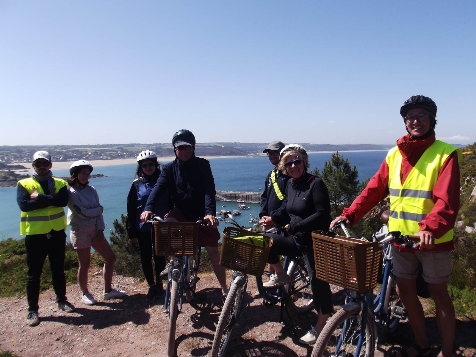 cap-evasion-velo-balade-accompagnee-en-vae-cap-d-erquy (20)-carousel