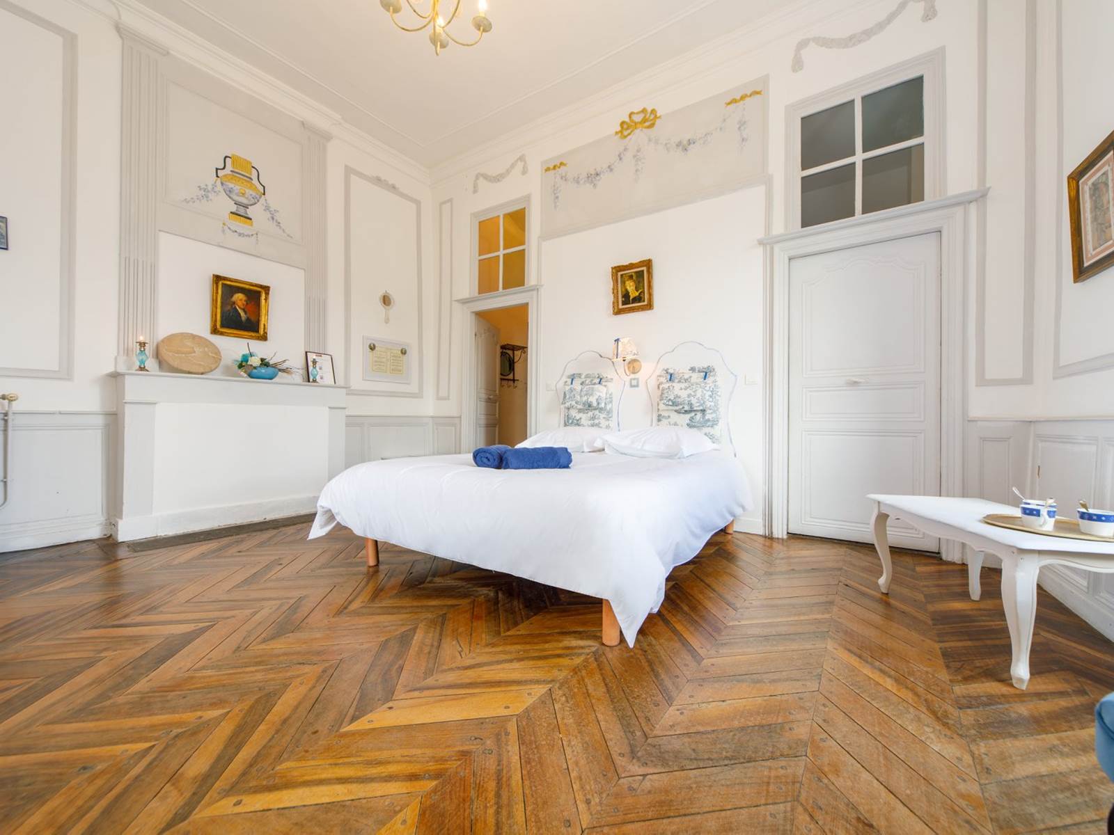 ERMITAGE SAINT-VINCENT - La Lafayette-carousel