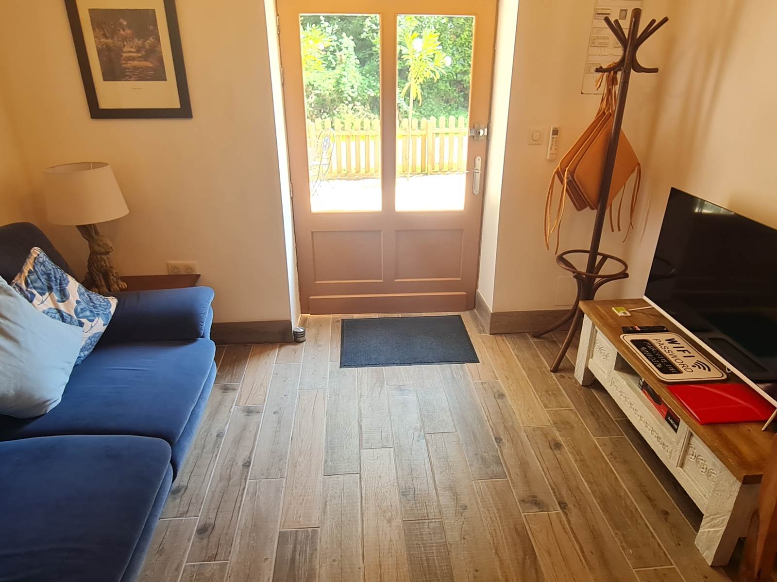 The Lodge Gite - Lounge Area